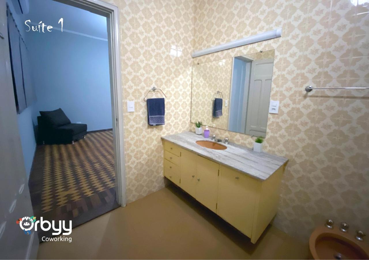 Ritz Hostel Araçatuba Eksteriør bilde